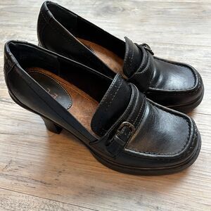 Y2K Mudd Shoes Loafers Heeled Black Sz 6 Preppy Sorain Buckle Early 2000s